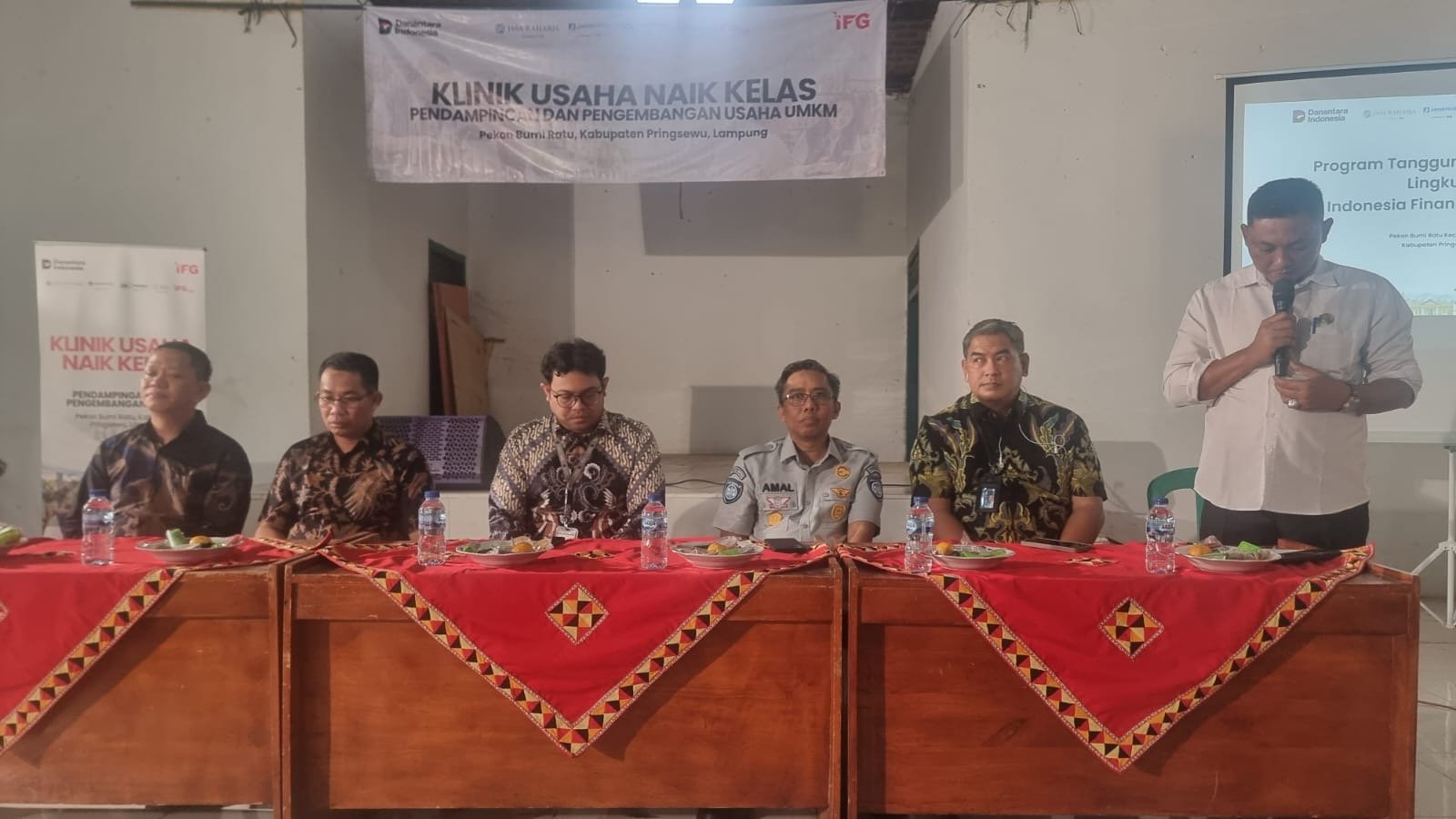 Jasa Raharja Dukung Pengembangan UMKM dan Layanan Kesehatan melalui Klinik Usaha Naik Kelas di Pringsewu
